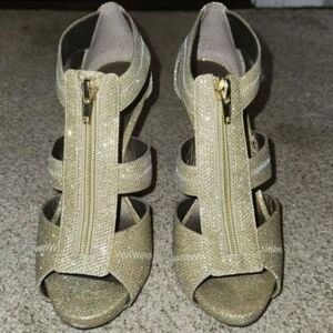 Womens Moda Gold High Heels, Size 7.5